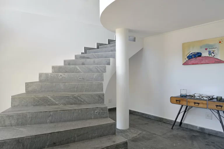 Raventsyen staircase