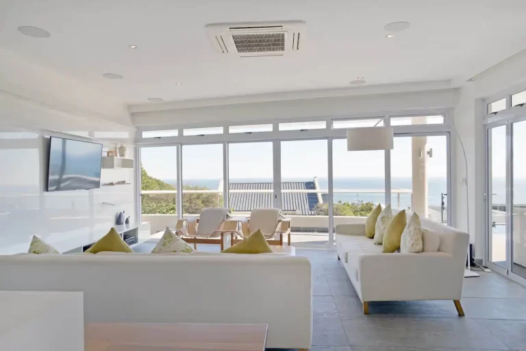 Raventsyen tv lounge