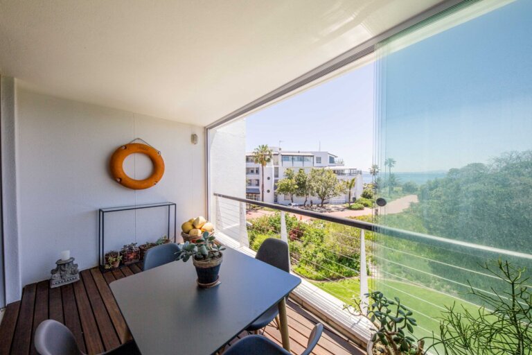 25 Dover, Waterclub, Mouille Point-011