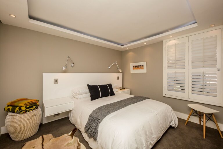 25 Dover, Waterclub, Mouille Point-017