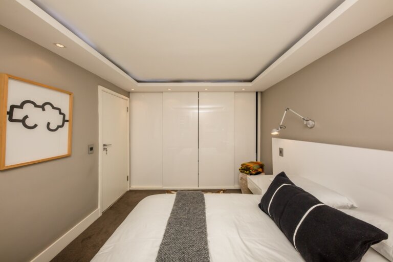 25 Dover, Waterclub, Mouille Point-019