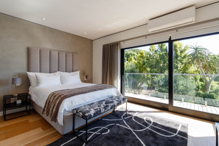 Camps Bay Majesty: Discovering the Beauty of Strathmore Heights"