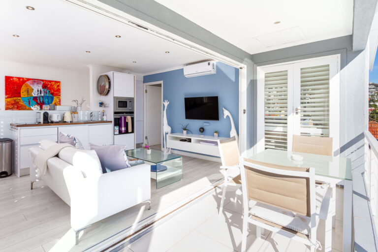 SKY PENTHOUSE - BARKLY-Apt-3-l-10