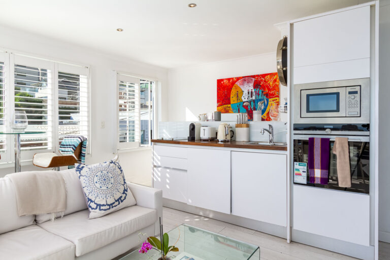 SKY PENTHOUSE - BARKLY-Apt-3-l-14