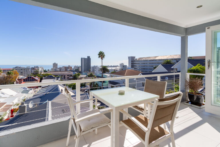 SKY PENTHOUSE - BARKLY-Apt-3-l-15