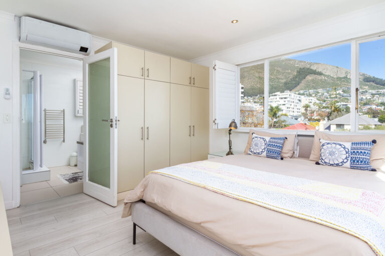 SKY PENTHOUSE - BARKLY-Apt-3-l-2