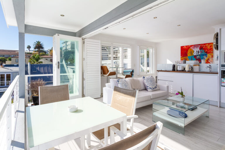 SKY PENTHOUSE - BARKLY-Apt-3-l-9
