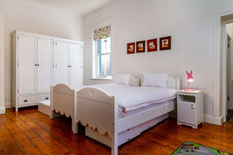 bertram-majolica-kids-bedroom-4783944409
