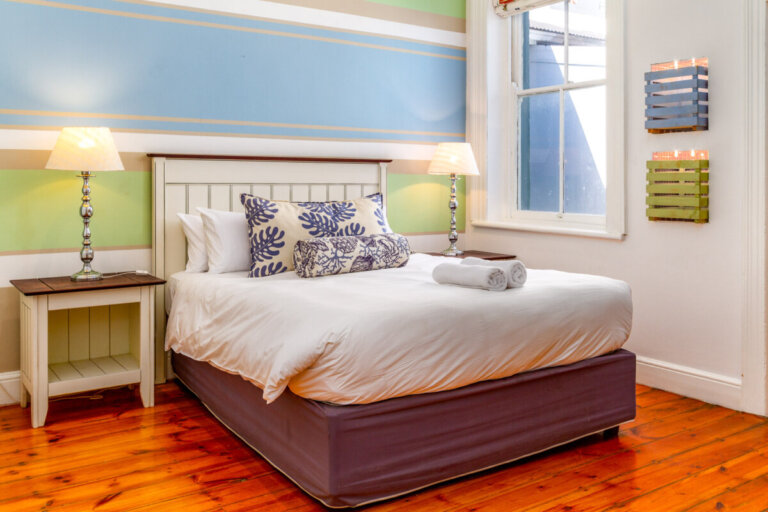 bertram-majolica-second-bedroom-4783942507