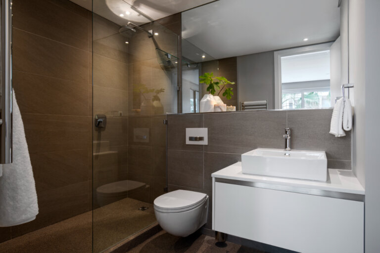 gulmarn-205-205-gulmarn-bathroom-2444065064