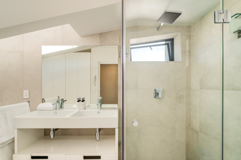 quendon-penthouse-quendon-penthouse-4507240476