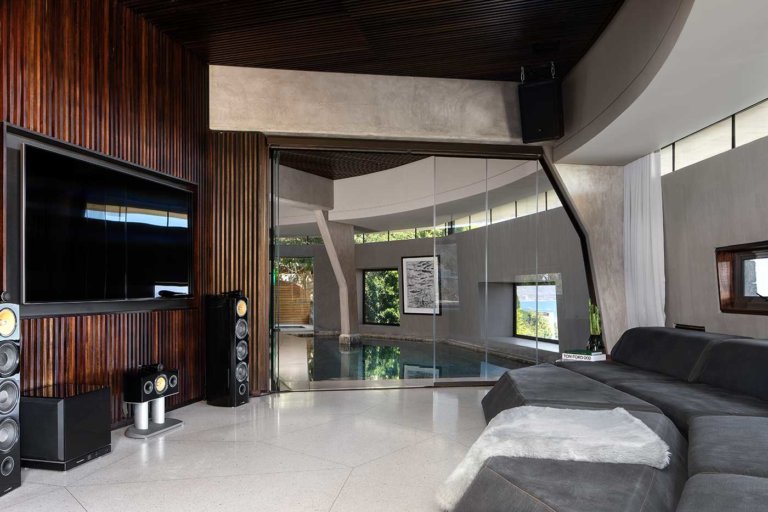 Iron Man House In Residence Pengilly House