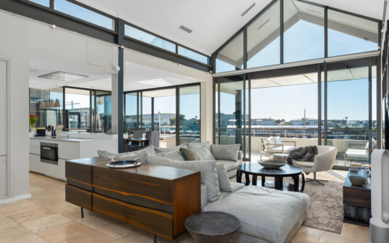 403 Paragon, V&A Marina