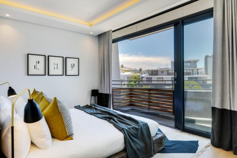 Penthouse on S (16)