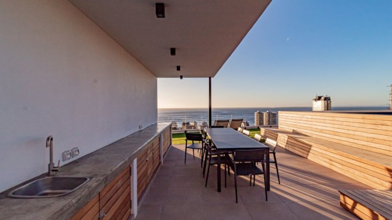 alpha-sunsets-alpha-sunsets-main-outdoor-dining-area-699890225