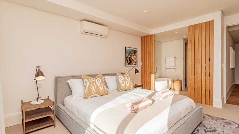 alpha-sunsets-alpha-sunsets-master-bedroom-en-suite-699890201