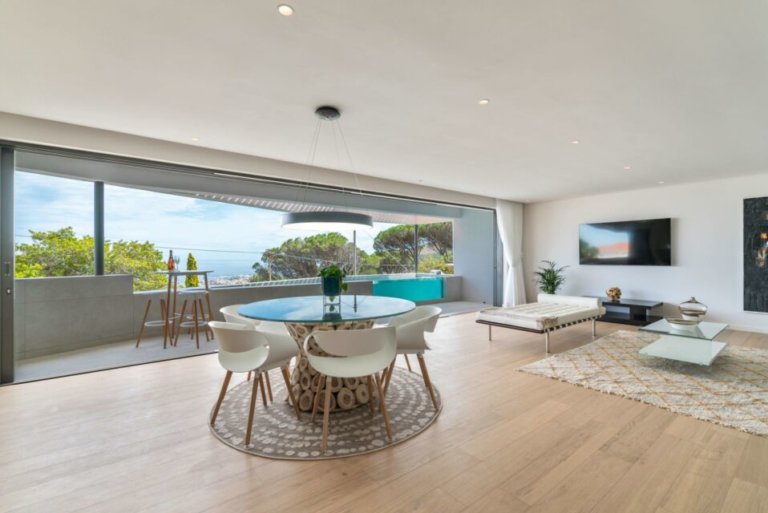 casa-linea-casa-linea-dining-with-views-338588528-958x640