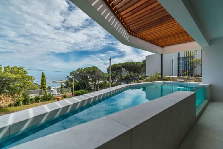 casa-linea-casa-linea-pool-338588519-958x640