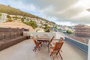 9-on-s-9-on-s-private-rooftop-deck-1224356925