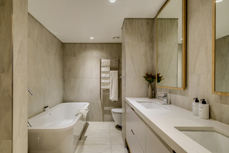 attique-vue-8155578036
