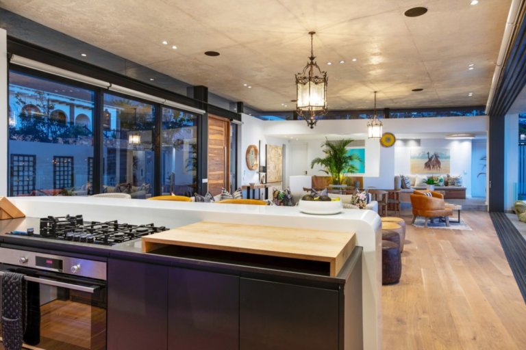 ocean-villa-ocean-villa-kitchen-304560039-1