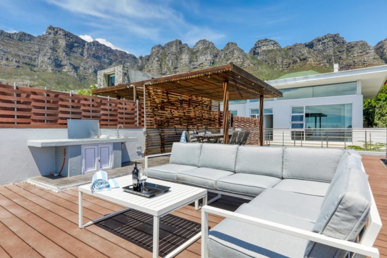 Seaside Living Perfected: Villa Rocha 2 - Your Bakoven Dream Villa