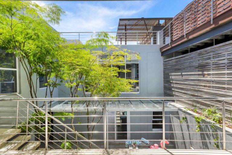 Timeless Elegance - Villa Rocha's 2-3 Bedroom Haven