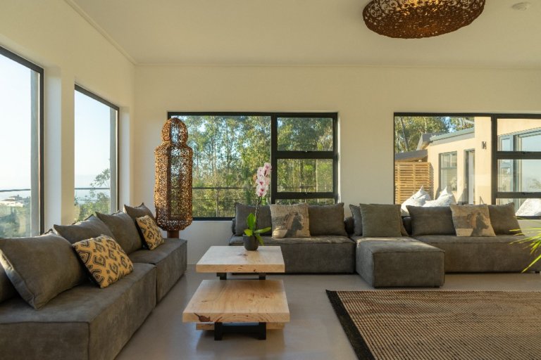 VOW_sitting_area