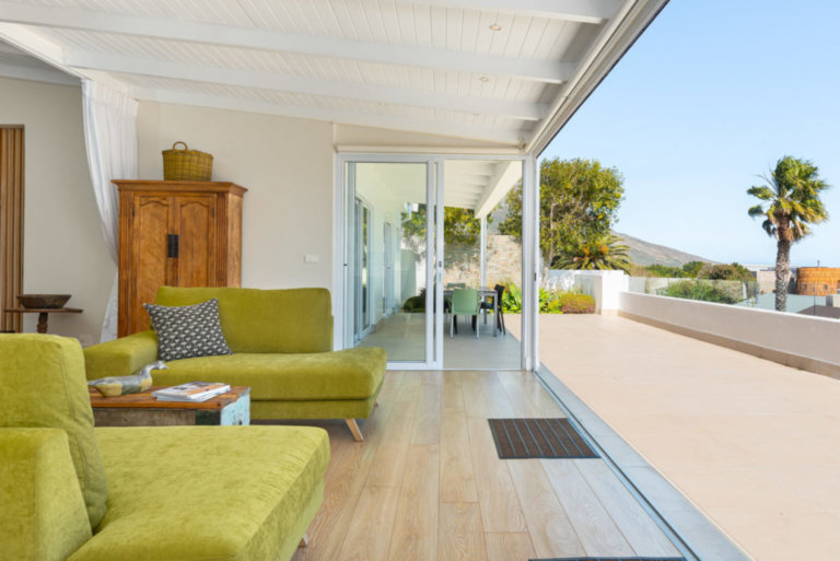 Sunroom-patio-1536x1026
