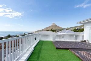 Seaside Escape: Your Retreat to Luxury at Rottingdean Villa, Camps Bay
