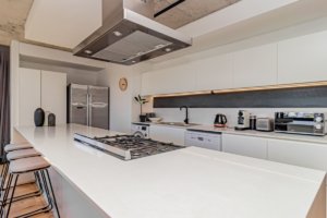 Open plan modern kitchen 40 on L