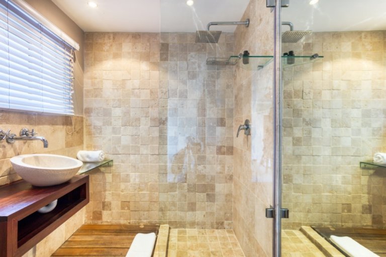 15-villa-marina-mouille-point-635b8a7dc1f55
