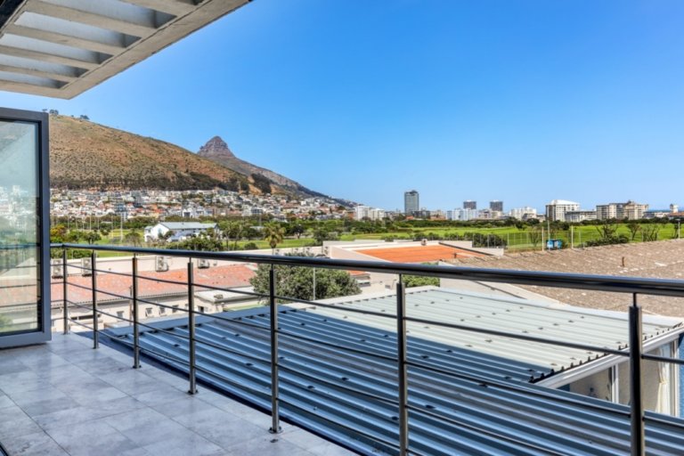 15-villa-marina-mouille-point-635b8a85a2e2b