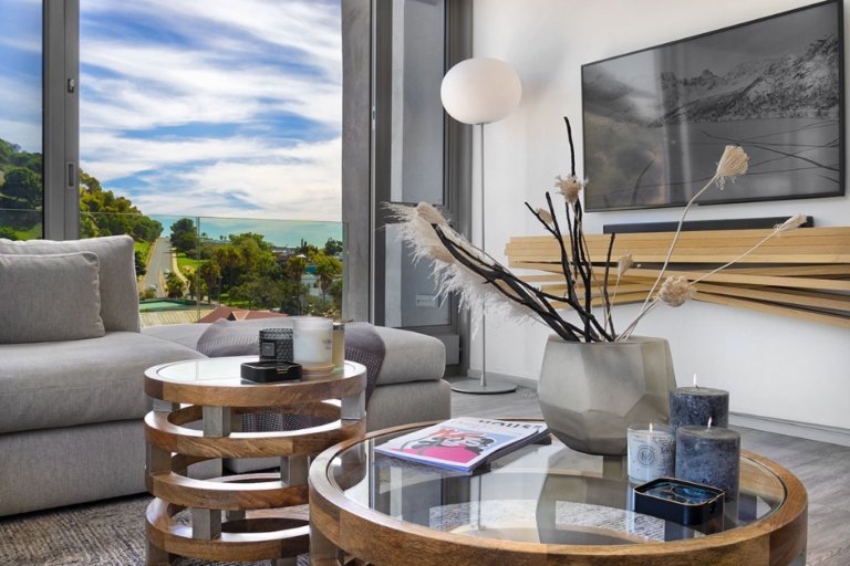 702-on-strand-cape-town-city-bowl-6426d2bd34fde