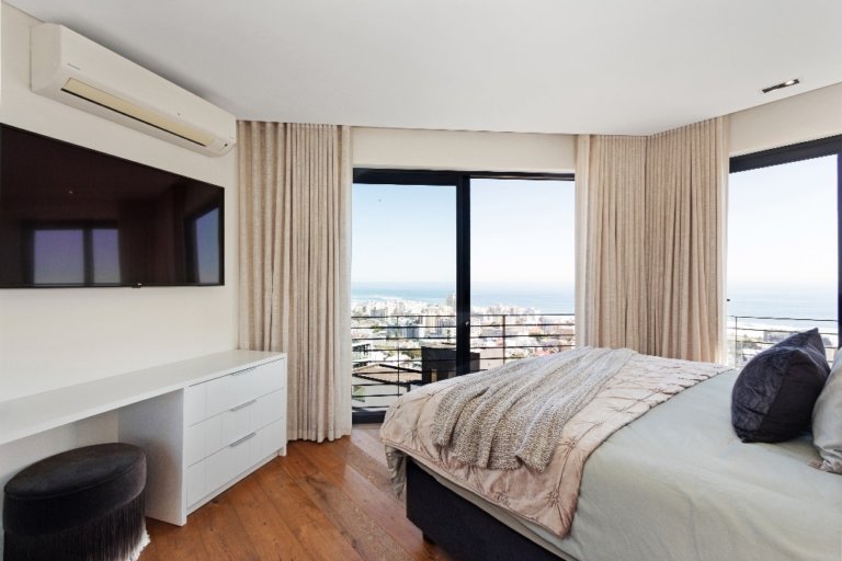 alpha-one-penthouse-sea-point-648090456096d