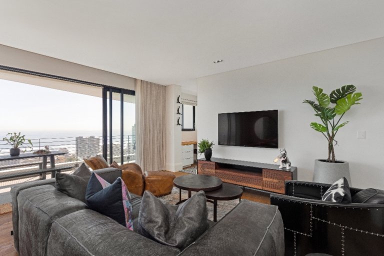 alpha-one-penthouse-sea-point-648090896f310