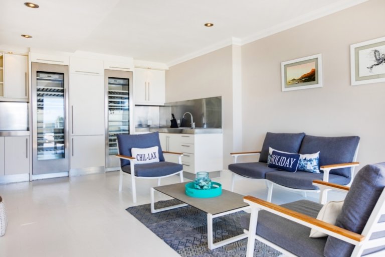 aqua-vista-camps-bay-641a9395eed23