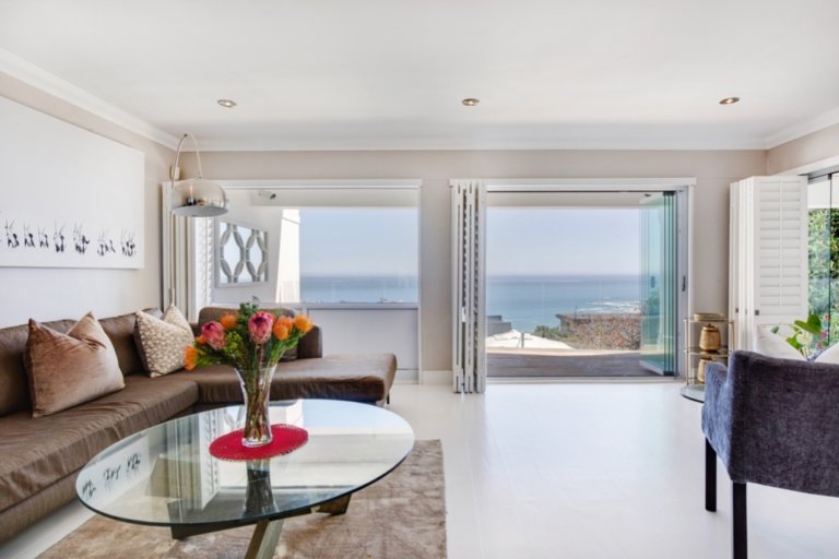 aqua-vista-camps-bay-641a939adace9