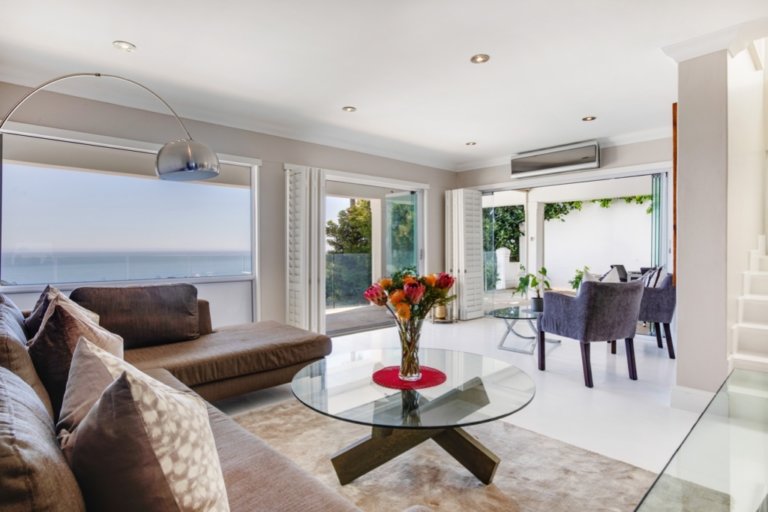 aqua-vista-camps-bay-641a939e93ae3