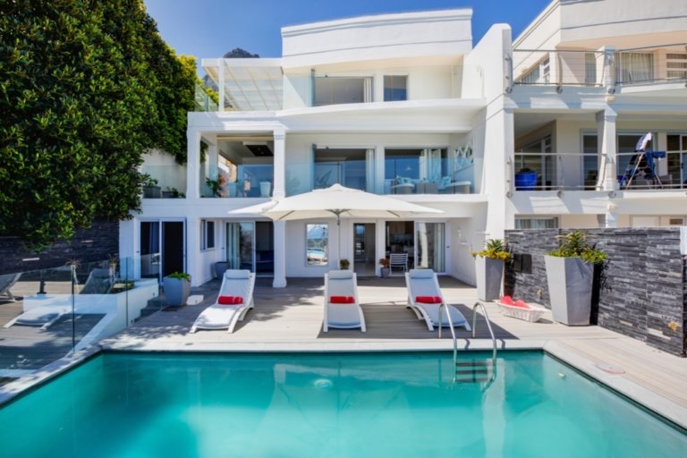 aqua-vista-camps-bay-641a93fbab7d4