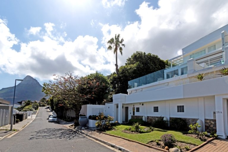 aqua-vista-camps-bay-641a93ffe56c2