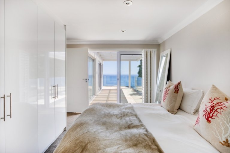 aqua-vista-camps-bay-641a9590b7837