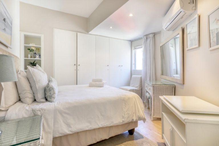 palm-beach-apartment-camps-bay-63eca863c62be
