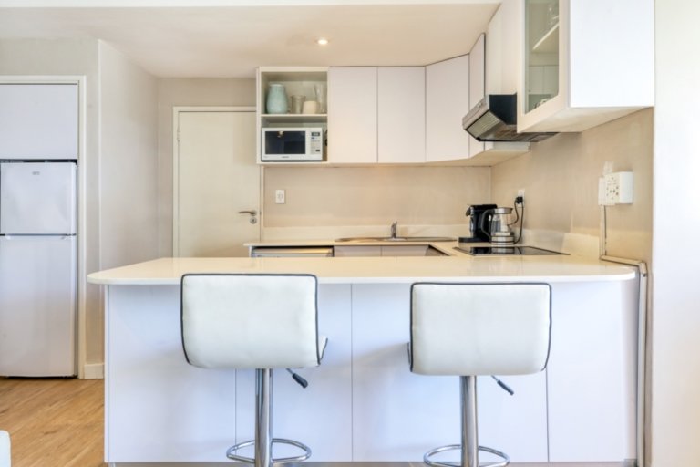 palm-beach-apartment-camps-bay-63eca87f3fdf9