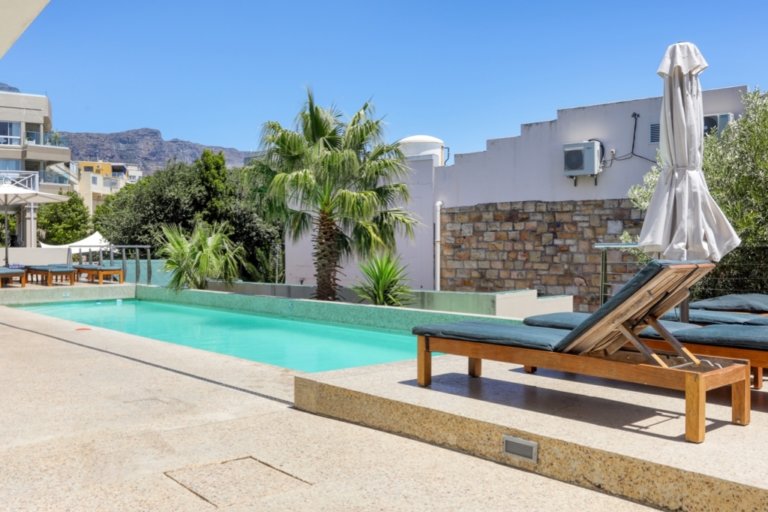 palm-beach-apartment-camps-bay-63eca89a64e18