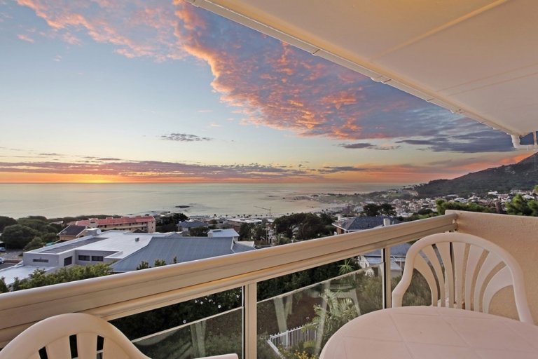 panoramic-vista-apartment-camps-bay-637c96a07aa86