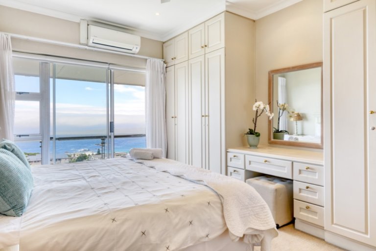 panoramic-vista-apartment-camps-bay-63ecabb398df2
