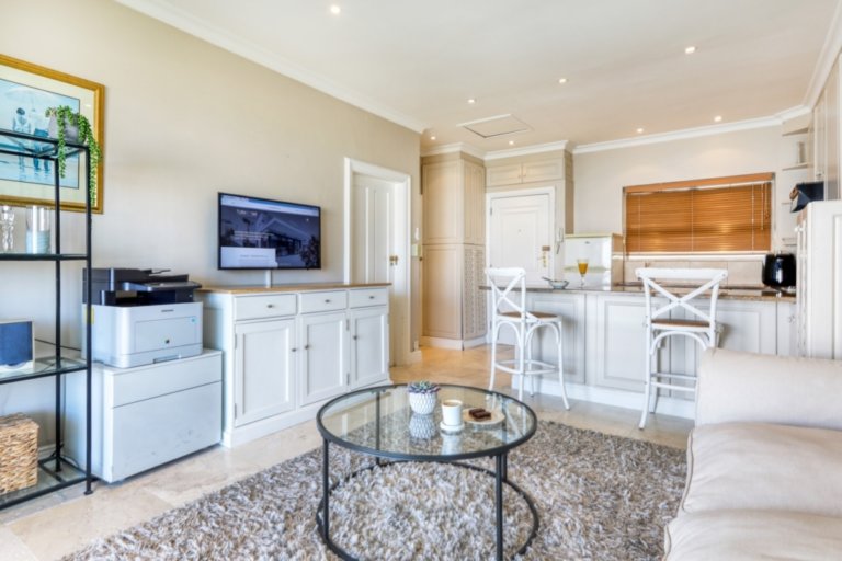 panoramic-vista-apartment-camps-bay-63ecabd8eea9e
