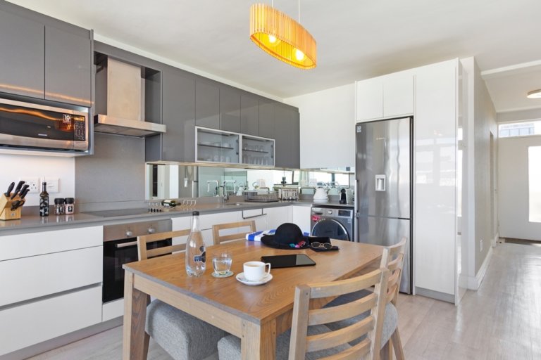 seahill-luxury-apartment-mouille-point-63735dfc3d662