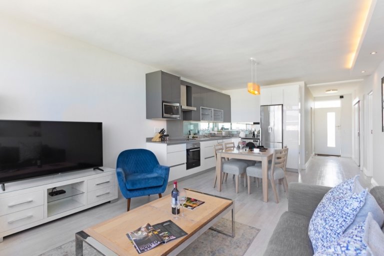 seahill-luxury-apartment-mouille-point-63735e03173b3
